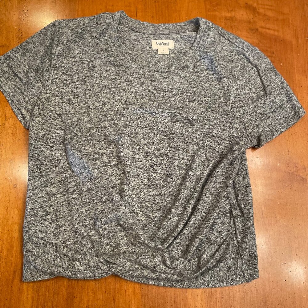 UpWest Heather Gray Twist Front Short Sleeve Tee – Soft & Flattering